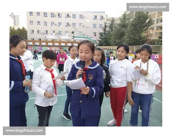 赫伊森首秀汗湿衣襟诠释拼搏,自评表现获认可