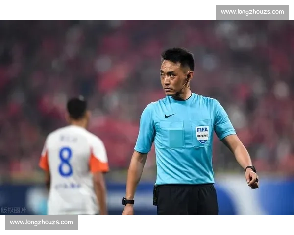 新鹏城 vs 三镇补赛裁判确定：黄翼主裁，邢琦担任 VAR